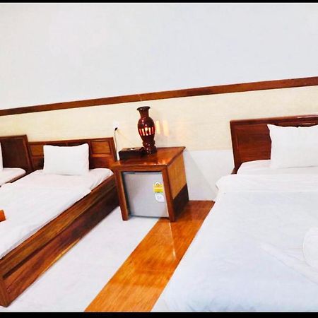 Ly Meng Hotel 바탐방 외부 사진